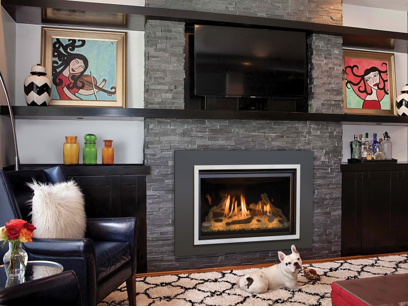 The Chaska 34 gas fireplace insert comes with an Electronic Ignition Pilot System